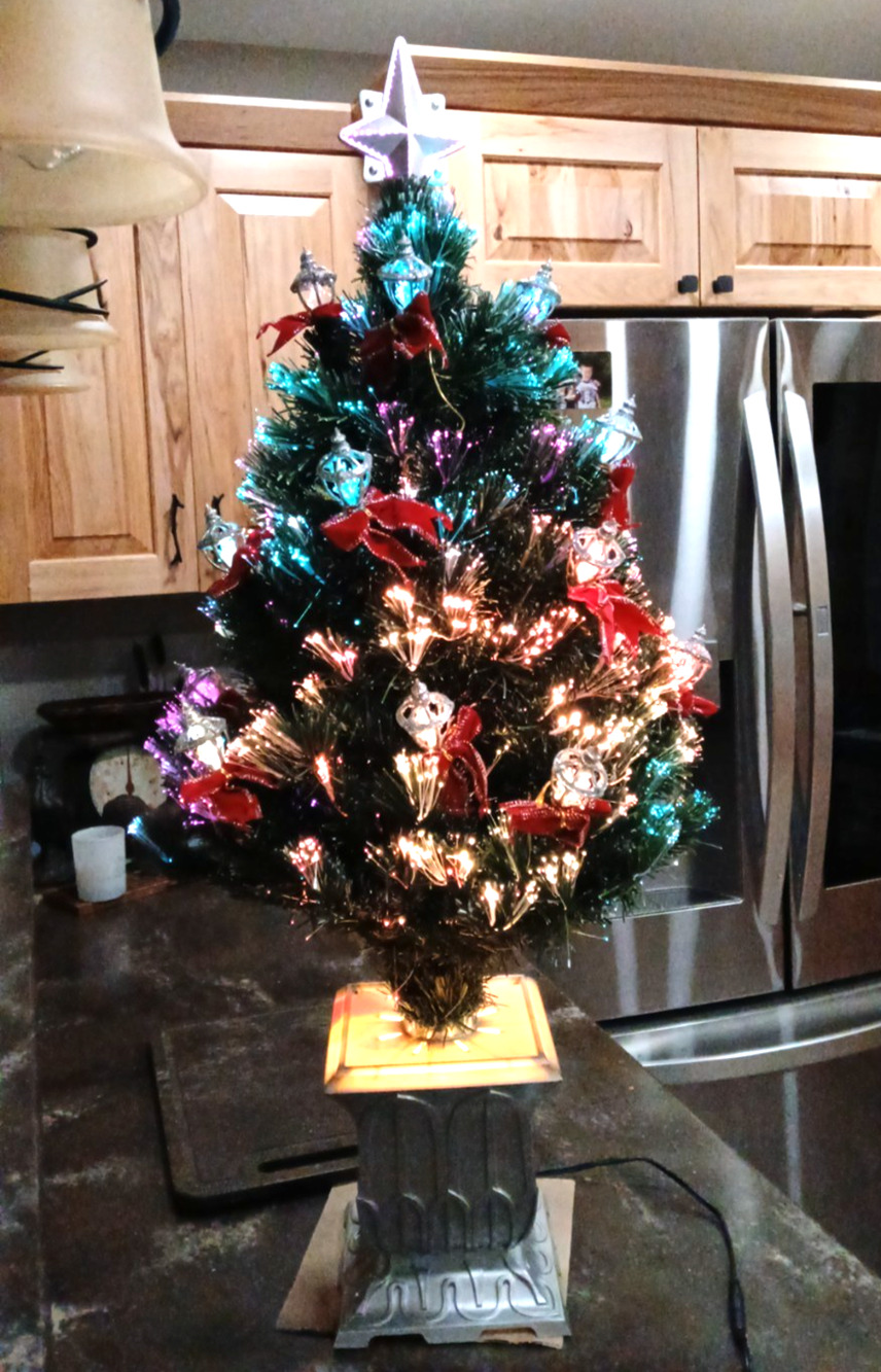 VTG Puleo 38" Fiber Optic Christmas Tree Lighted Lanterns Star Pedestal VIDEO
